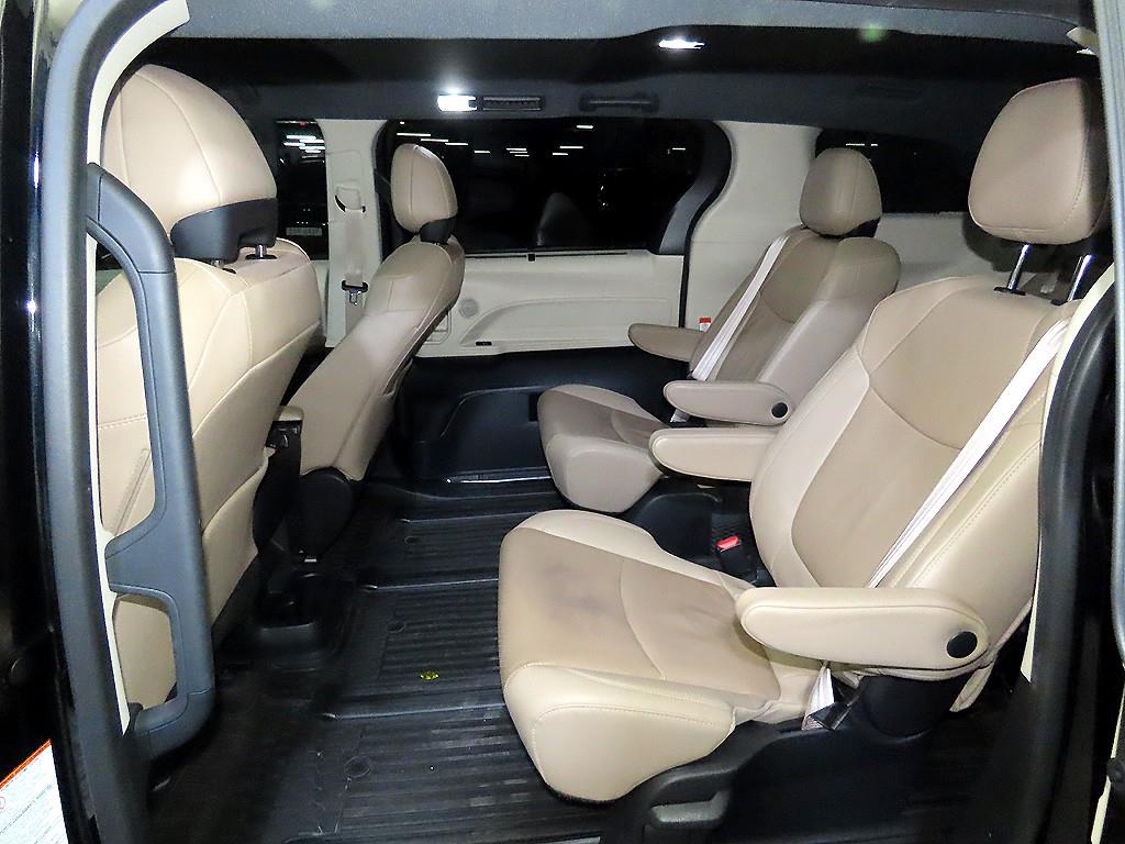 Toyota Siena - Vista 7