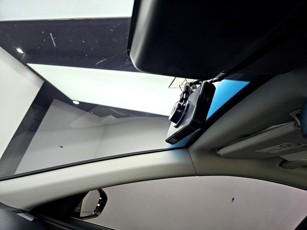 HYUNDAI Grandeur - Vista 12