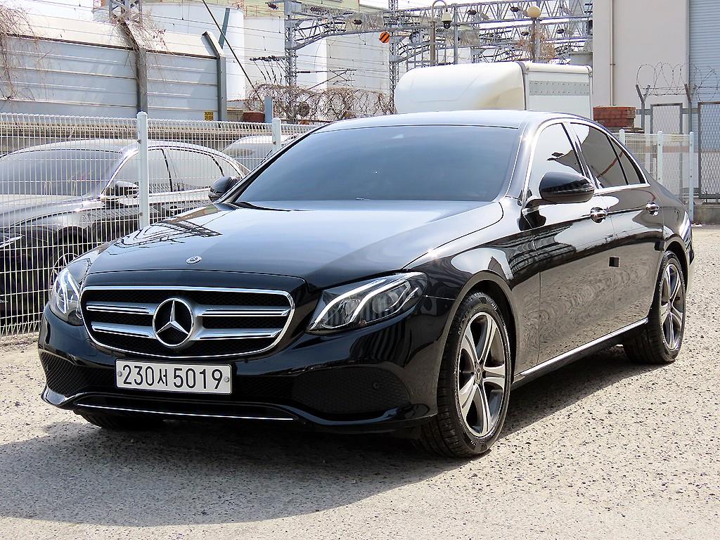 Mercedes Benz E class - Vista 2