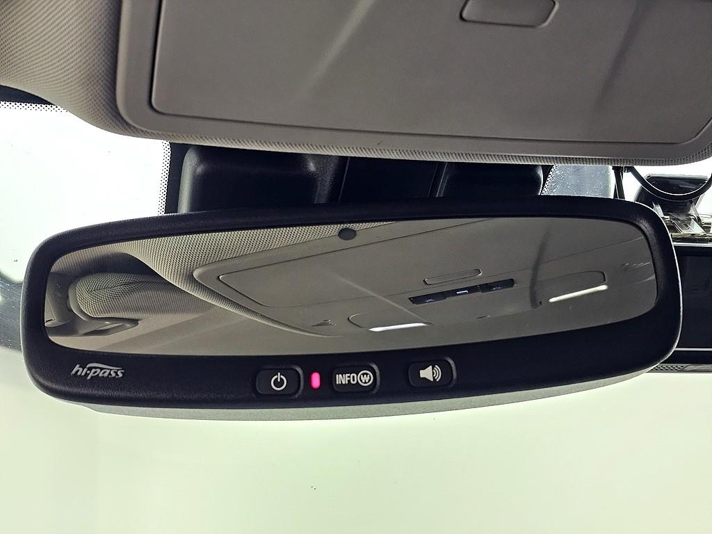 Chevrolet Malibu - Vista 10