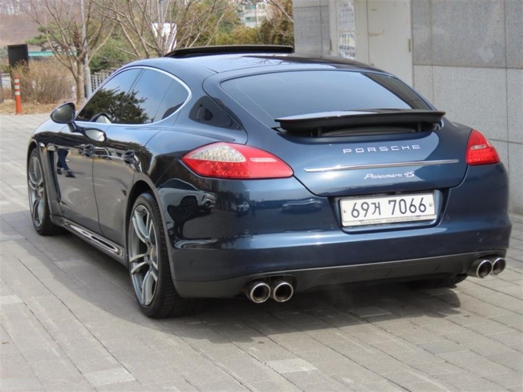 Porsche Panamera - Vista 7