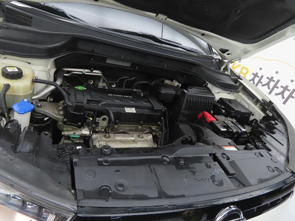 Ssangyong Tivoli 2016 Blanco - Importación desde Corea - HF Imports Iquique - Foto 19