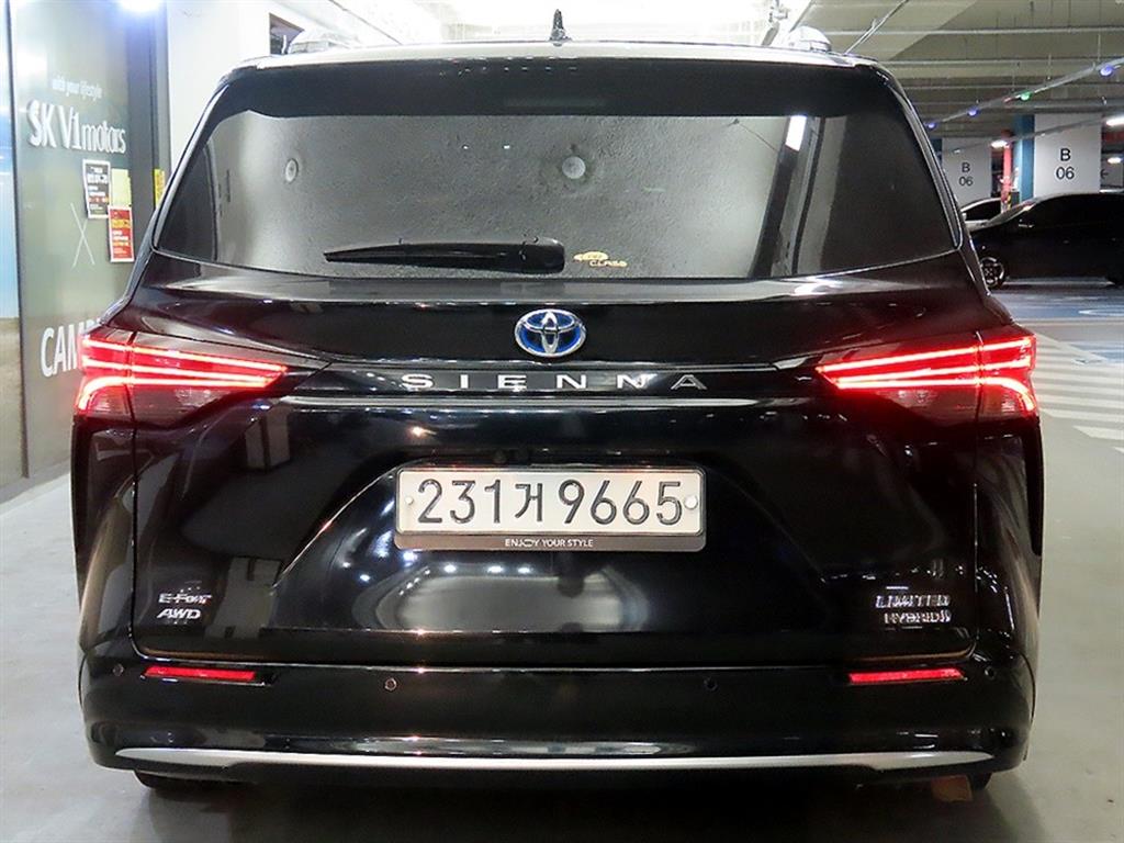 Toyota Siena - Vista 5