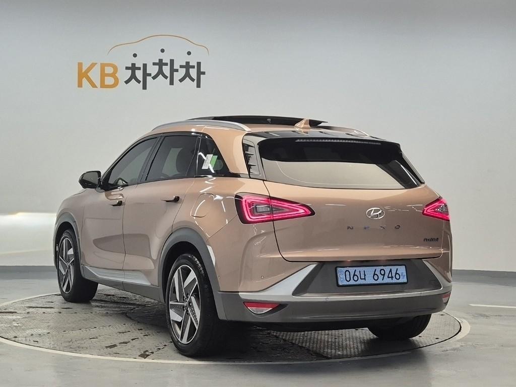 HYUNDAI Nexo - Vista 2