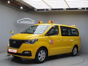 HYUNDAI Starex - Vista 4