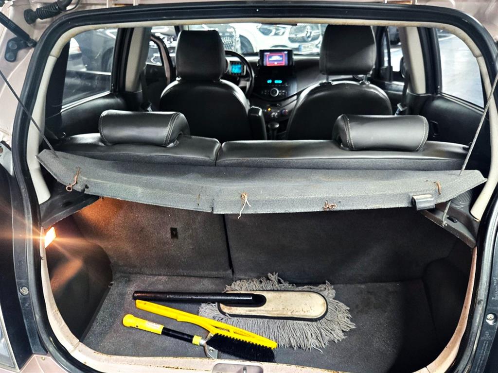 Chevrolet Spark - Vista 12