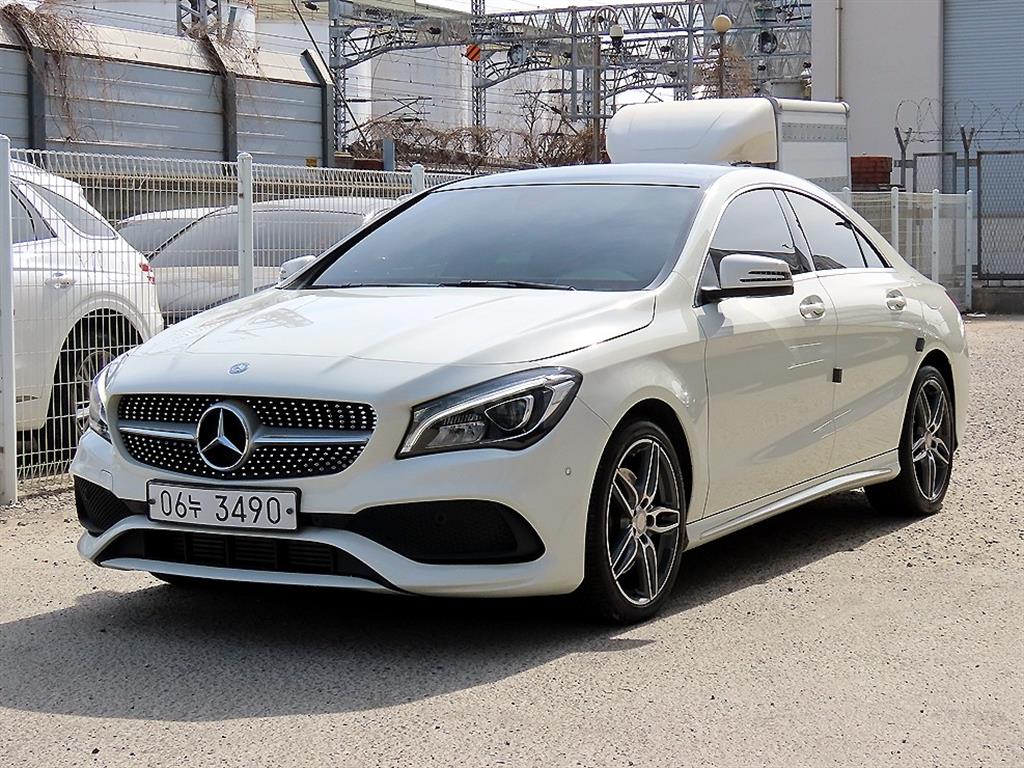 Mercedes Benz CLA Class - Vista 2