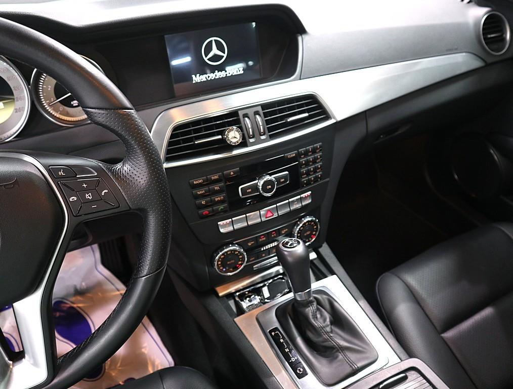 Mercedes Benz C Class - Vista 10