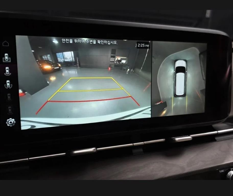 KIA Carnival - Vista 8