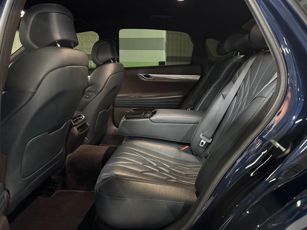 Genesis G80 - Vista 7