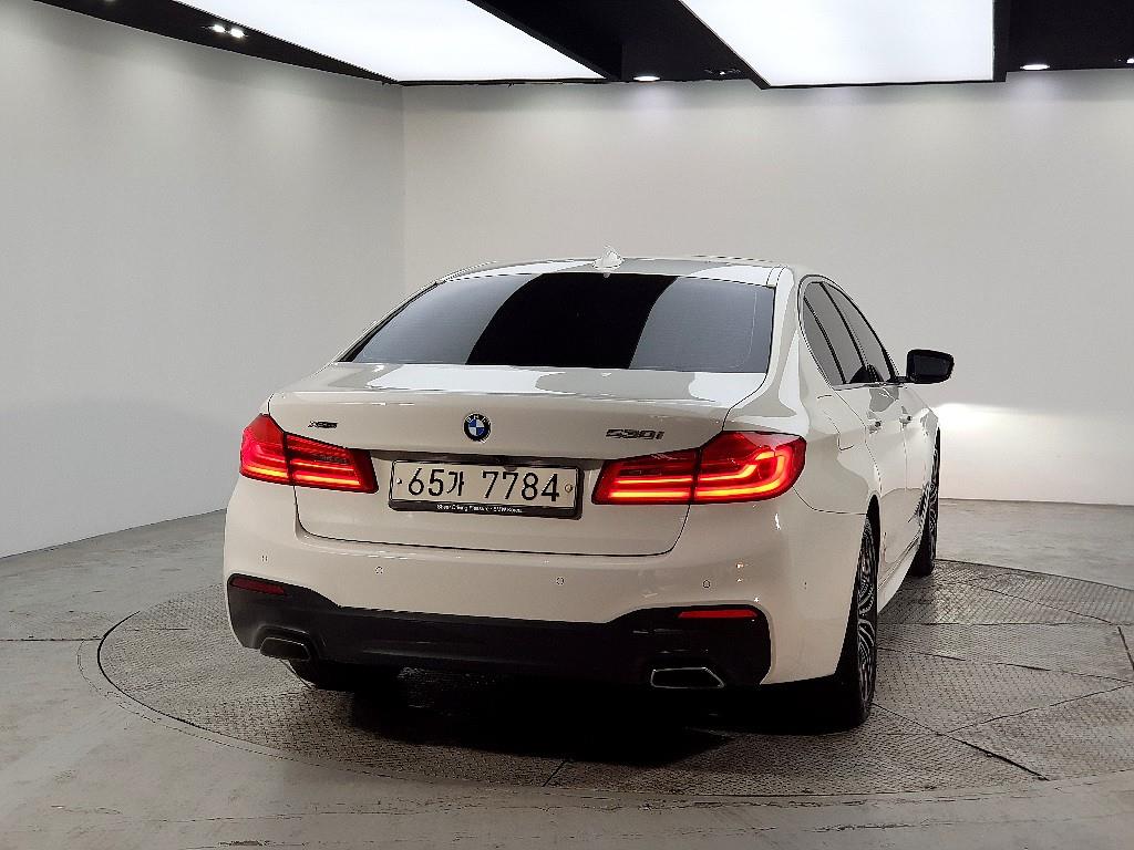 BMW 5 Series - Vista 3