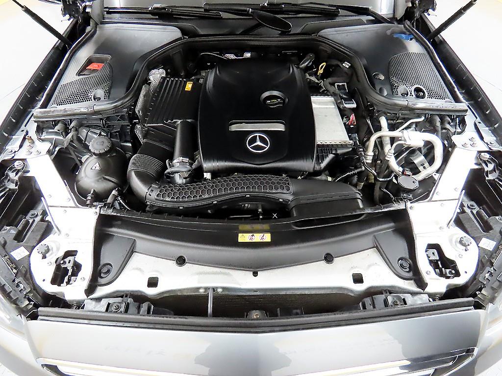 Mercedes Benz E class 2019 Gris - Importación desde Corea - HF Imports Iquique - Foto 19