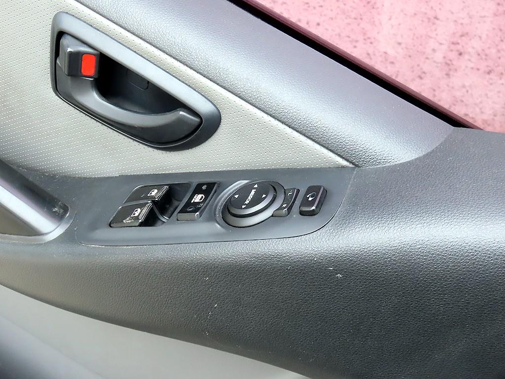 HYUNDAI Starex - Vista 11