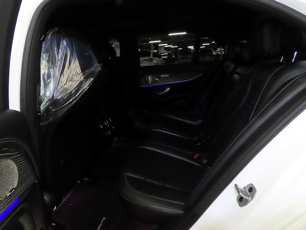 Mercedes Benz E class - Vista 7