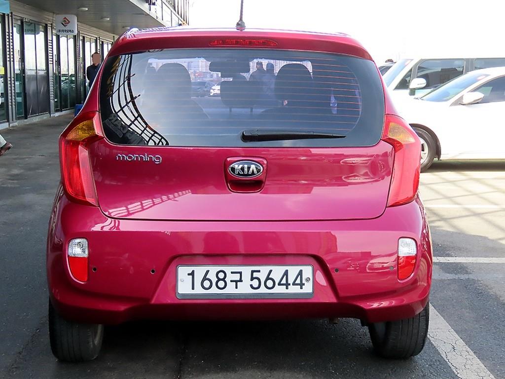 KIA Morning - Vista 4