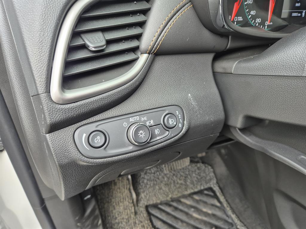 Chevrolet Trax 2020 Blanco - Importación desde Corea - HF Imports Iquique - Foto 13