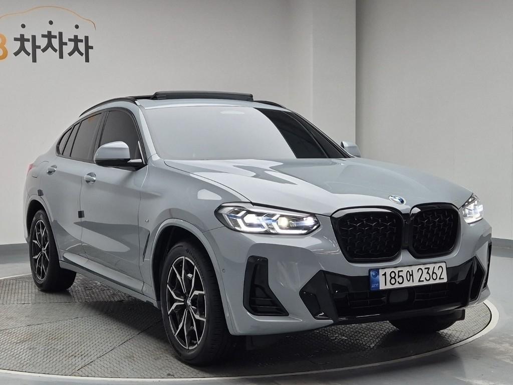 BMW X4 - Vista 4