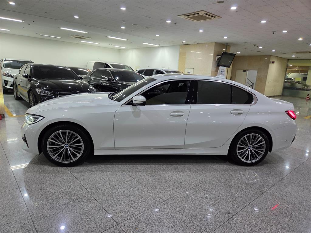 BMW 3 series - Vista 3