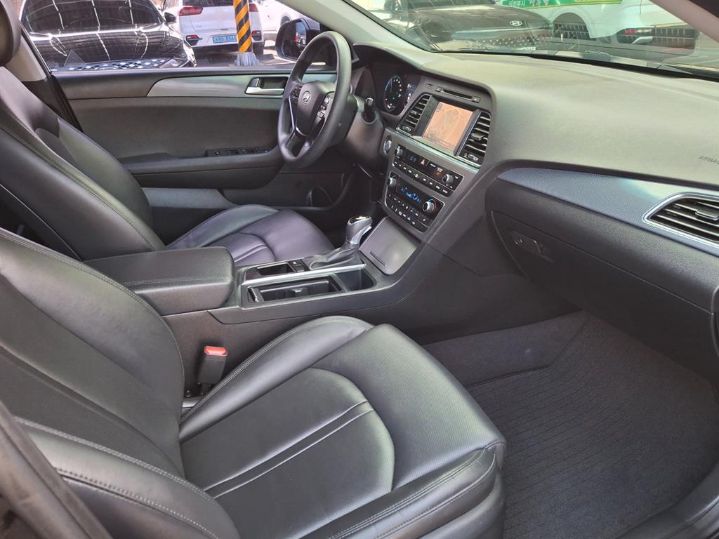 HYUNDAI Sonata 2017 Negro - Importación desde Corea - HF Imports Iquique - Foto 13