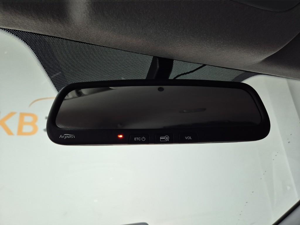 HYUNDAI Starex 2016 Blanco - Importación desde Corea - HF Imports Iquique - Foto 16