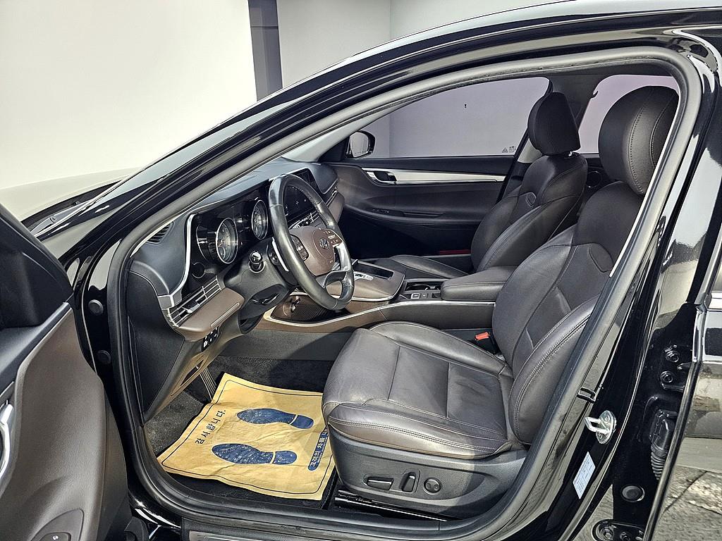 HYUNDAI Grandeur - Vista 8