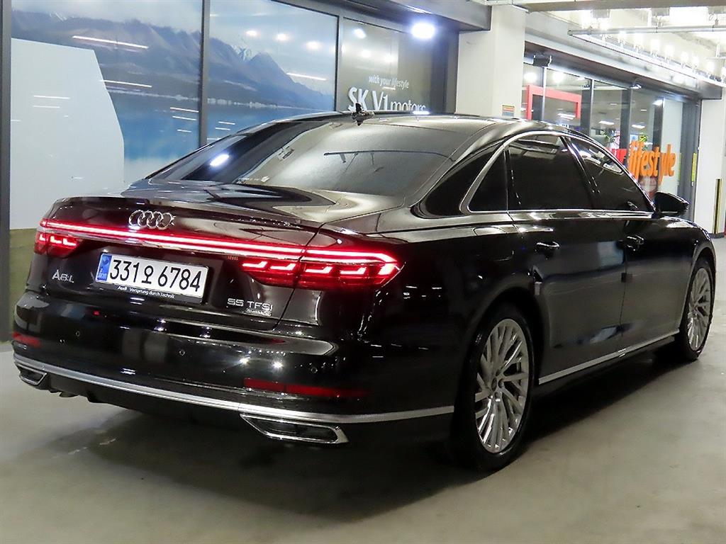 Audi A8 - Vista 4