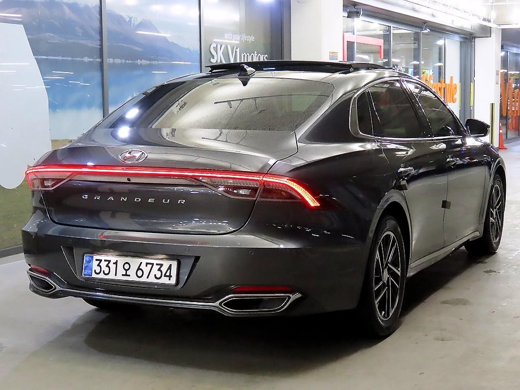 HYUNDAI Grandeur - Vista 4