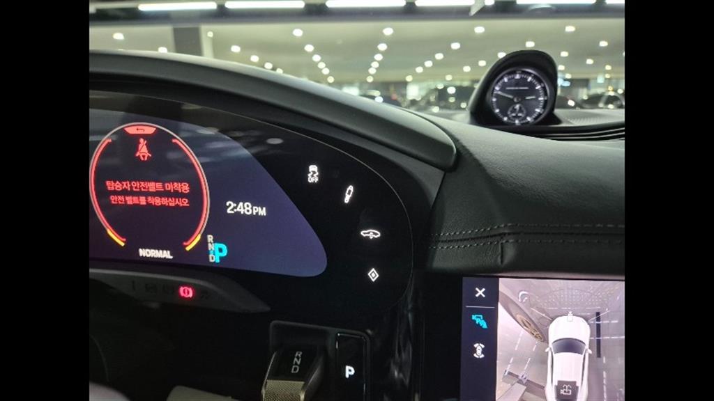 Porsche Taycan - Vista 11