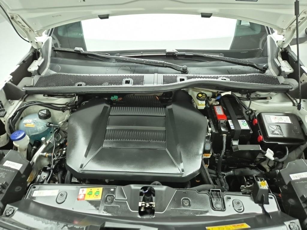 Peugeot 2008 - Vista 5