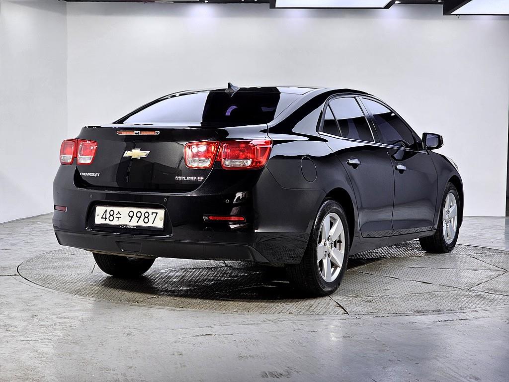 Chevrolet Malibu - Vista 4