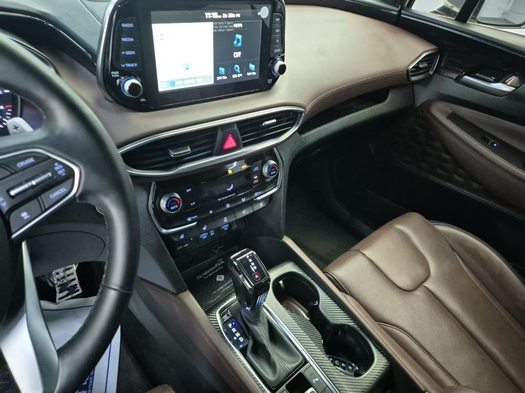 HYUNDAI Santa Fe - Vista 9