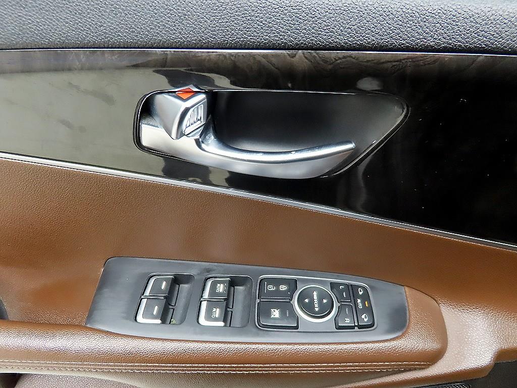 KIA Sorento - Vista 11