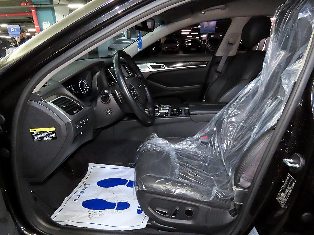 Genesis G80 - Vista 6