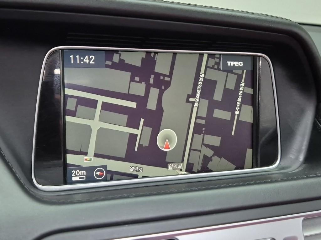 Mercedes Benz E class 2014 Negro - Importación desde Corea - HF Imports Iquique - Foto 14