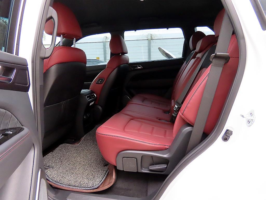 Ssangyong Rexton - Vista 6