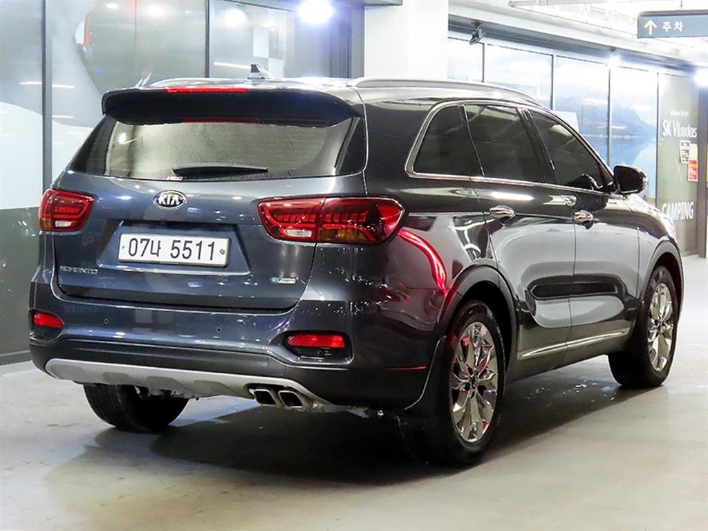KIA Sorento - Vista 4