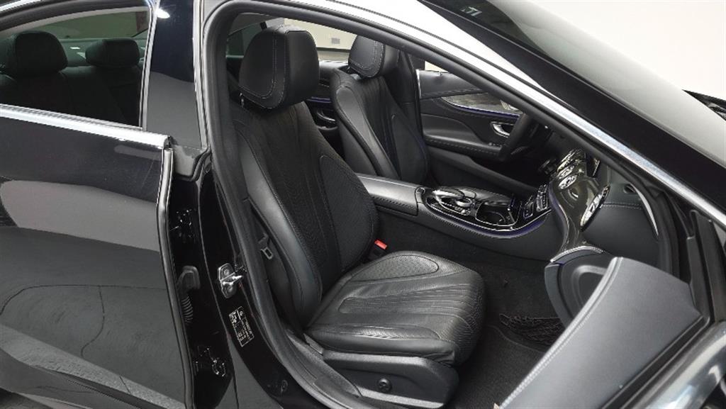 Mercedes Benz CLS Class - Vista 12