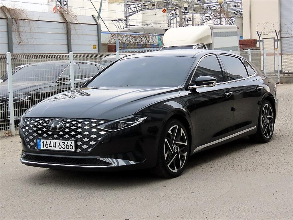 HYUNDAI Grandeur - Vista 2