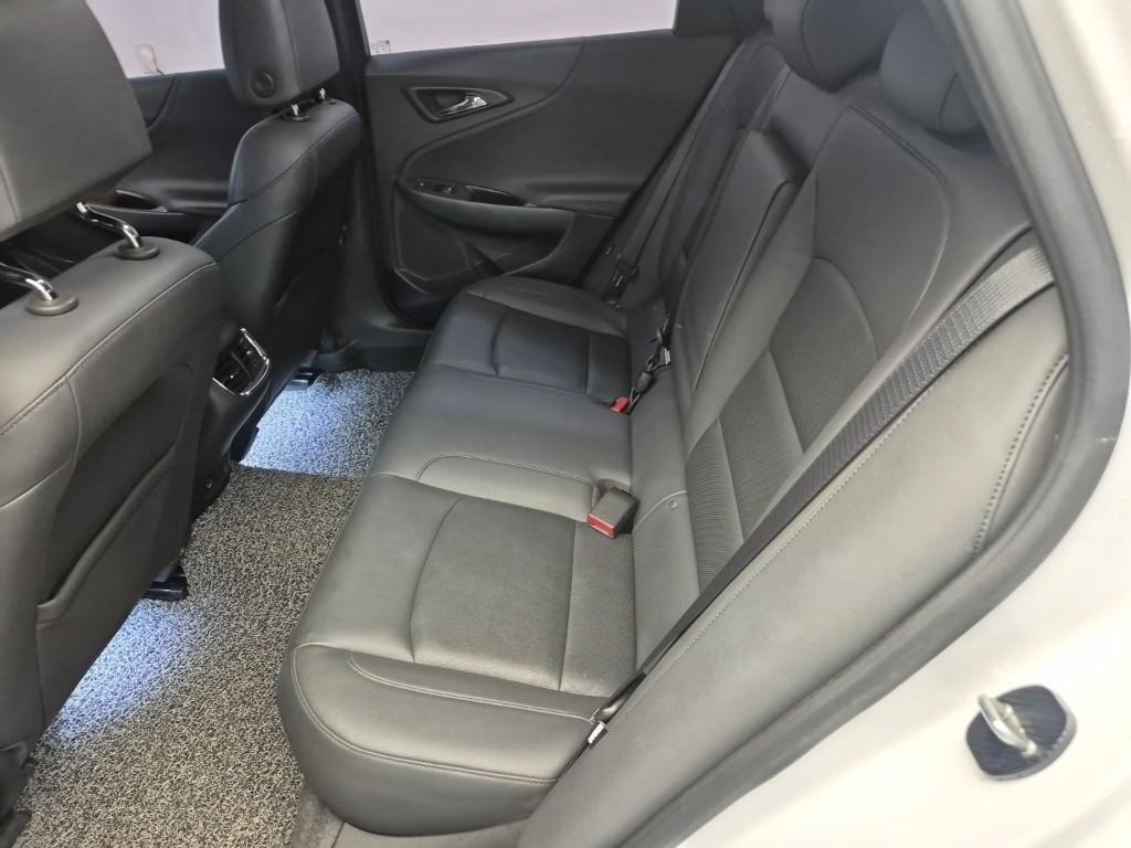 Chevrolet Malibu - Vista 12