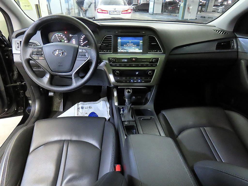 HYUNDAI Sonata - Vista 10