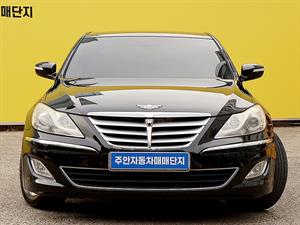 HYUNDAI Genesis - Vista 2