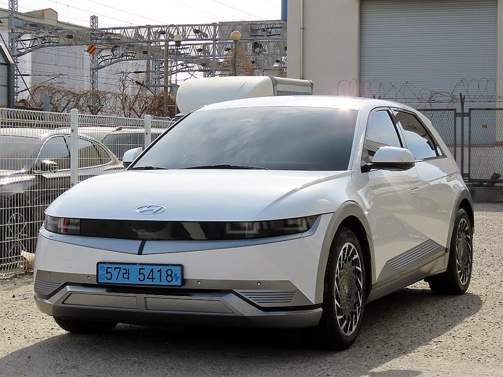 HYUNDAI Ioniq 5 - Vista 2