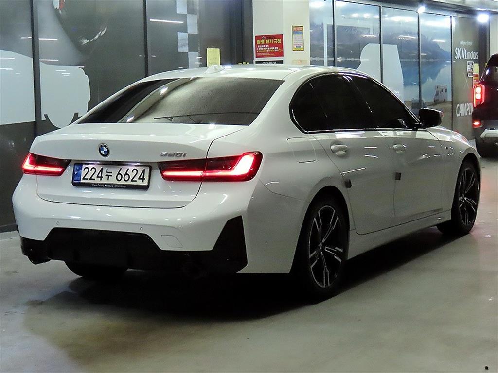 BMW 3 series - Vista 4