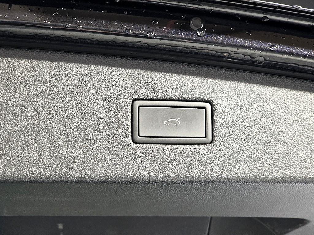 Volkswagen Tiguan 2021 Negro - Importación desde Corea - HF Imports Iquique - Foto 15