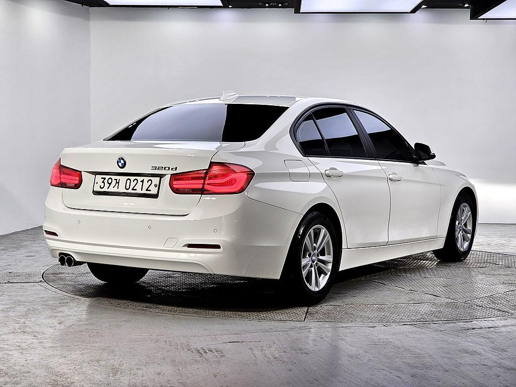BMW 3 series - Vista 4