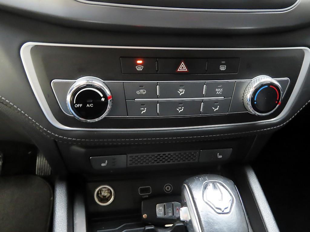 Ssangyong Rexton - Vista 10