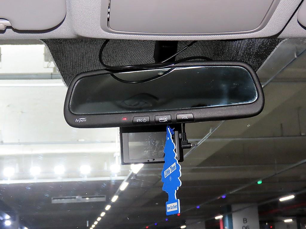 HYUNDAI Avante 2018 Blanco - Importación desde Corea - HF Imports Iquique - Foto 16