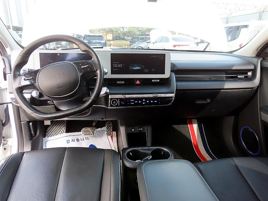 HYUNDAI Ioniq 5 - Vista 7