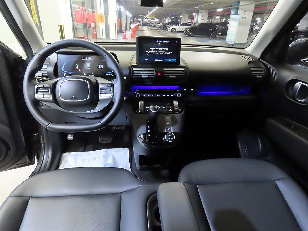 HYUNDAI Casper - Vista 10