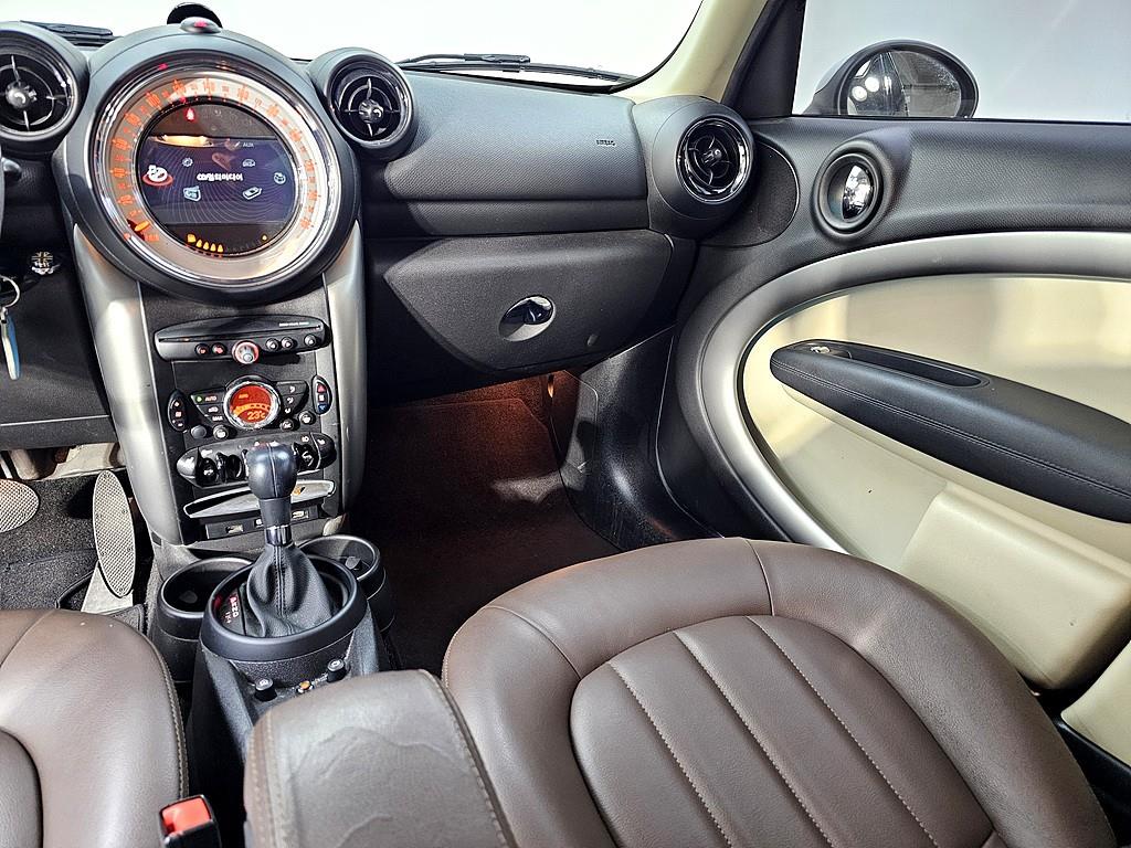 Mini Countryman - Vista 10